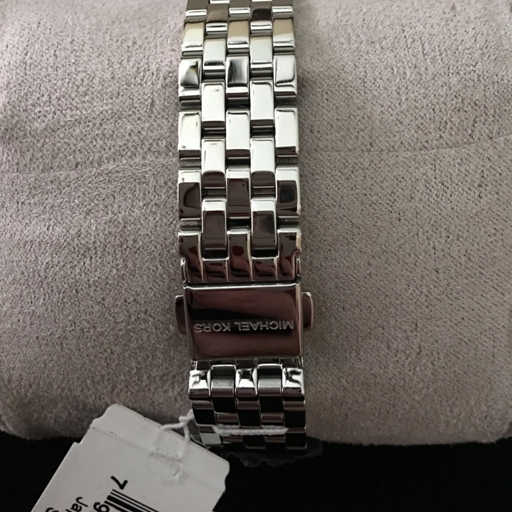 Michael Kors Darci Mini Silver Dial Ladies Watch - Picture 4 of 4